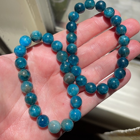 TOP quality Apatite Gemstone bracelet - Picture 2 of 3